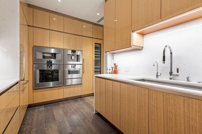 Photo - 35 Hudson Yards