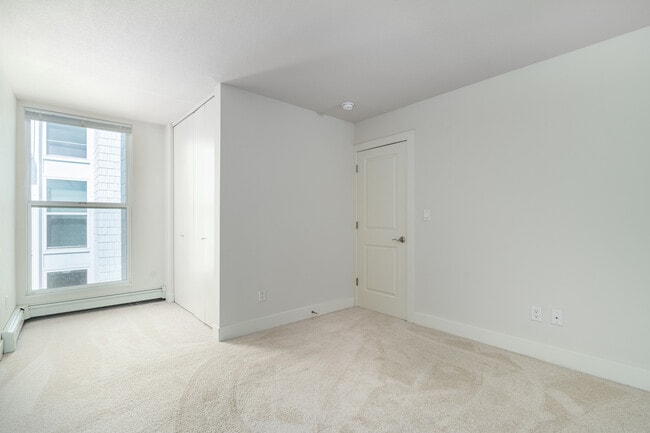 Photo - London House