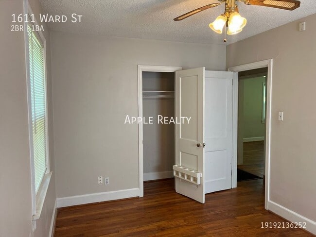 Photo - 1611 Ward St