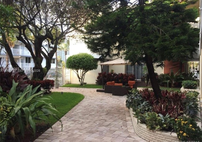 Photo - 10210 Collins Ave Unit 306