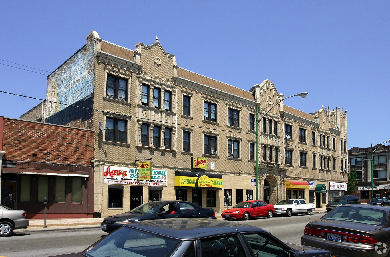 Photo - 720 E 79th St Apartments