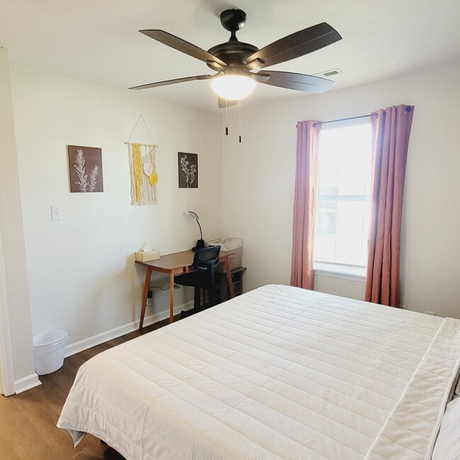 Photo - 253 White Oak Rd Unit F