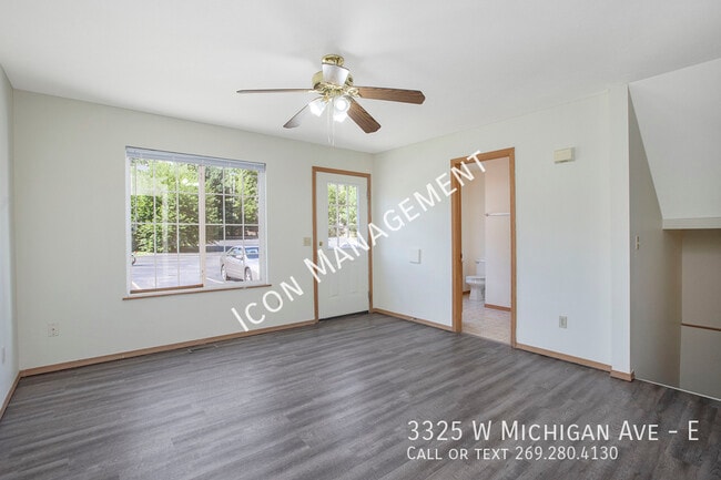 Photo - 3325 W Michigan Ave