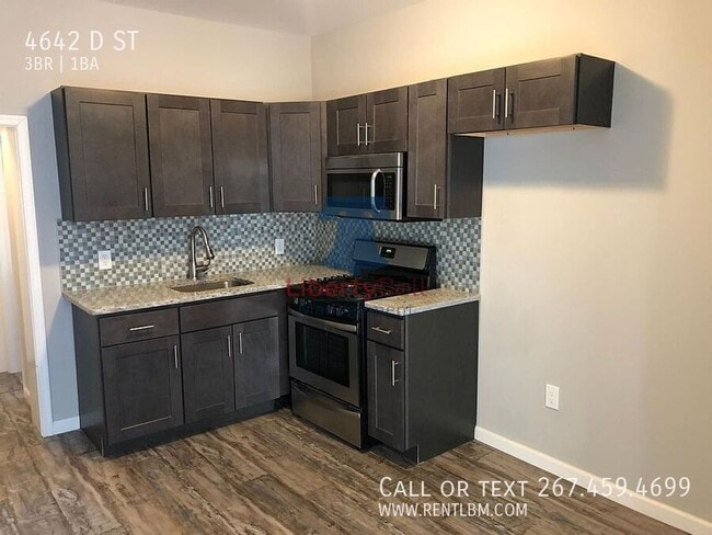 Photo - 4642 D St House