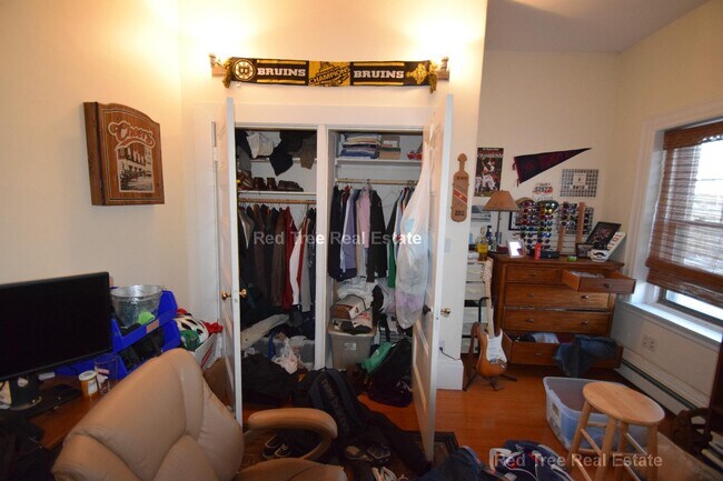 Photo - 1689 Beacon St Unit 3