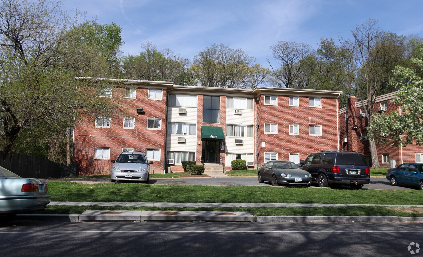 Parking Area - Tudor Place