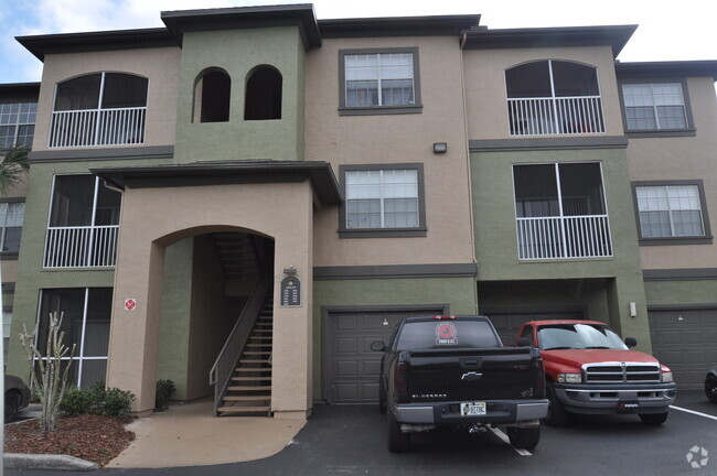 Building Photo - TEMPLE TERRACE: Second floor Unit 204 Rental