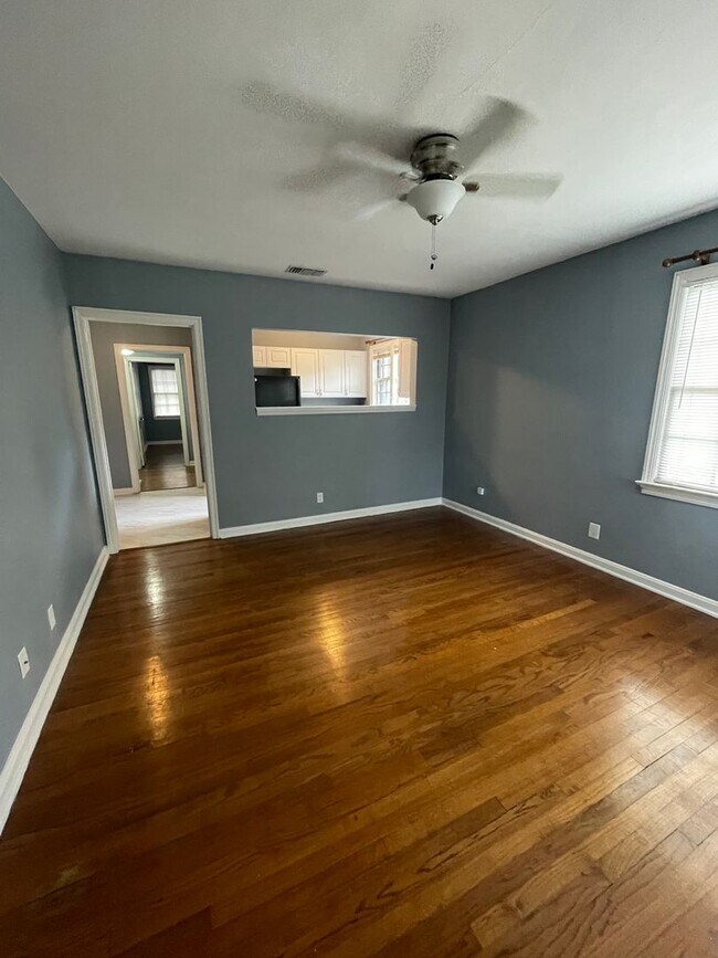 Photo - REM29664           15 Unit 2966 Remington Street #4 ~