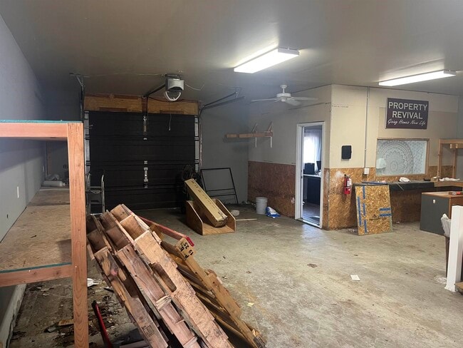 Photo - 4211 W Beltline Hwy