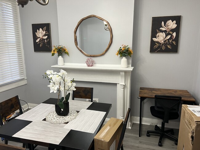 Photo - 3224 E Baltimore St