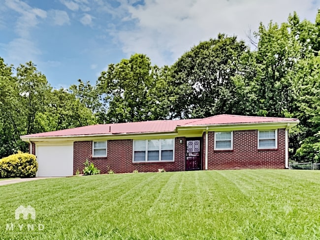 Building Photo - 108 Winnetka Way