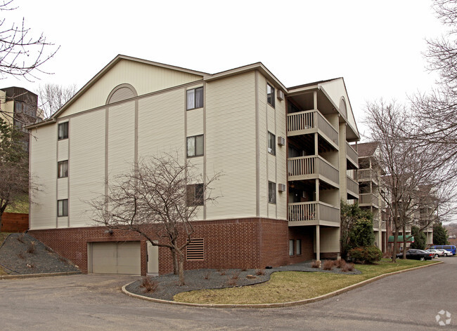 Building Photo - The Ridge Rental