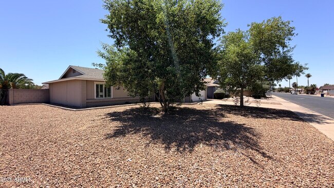 Photo - 2303 S Cottonwood Dr