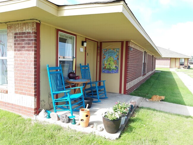 Photo - 1400 W Somerville St