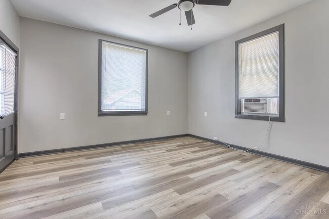 Photo - 4524 Innes Ave Unidad 2