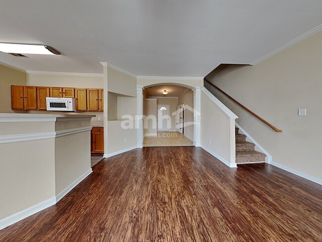 Photo - 2528 Ingleside Dr