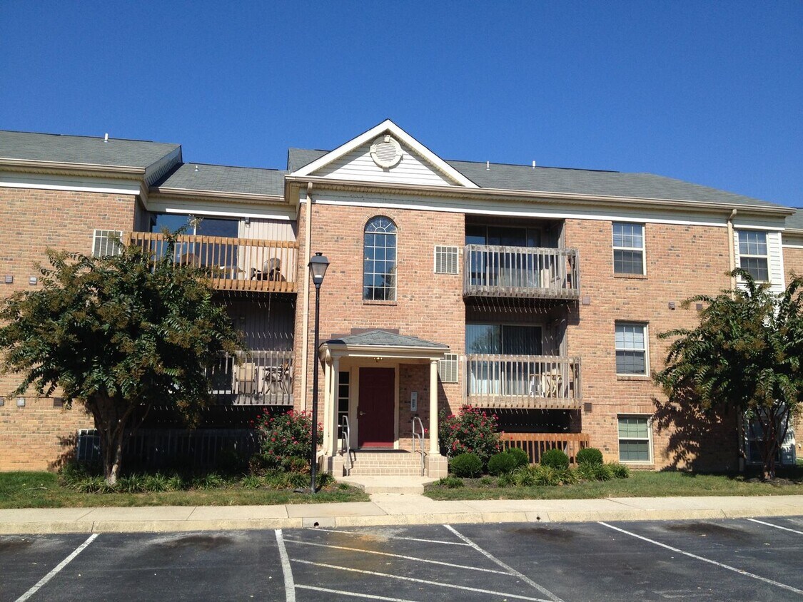 Condo Available in Essex! - Condo Available in Essex!