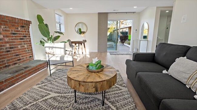 Building Photo - 228 Maryland Park Dr Unit ID1395509P