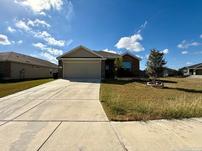 Building Photo - 8127 Glasgow Dr