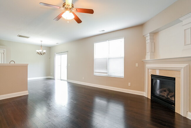 Photo - 7035 Winding Cedar Tr