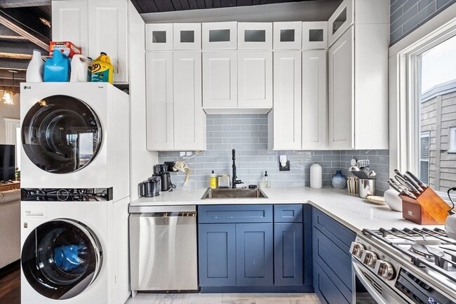 Photo - 56 Percival St Unit 3