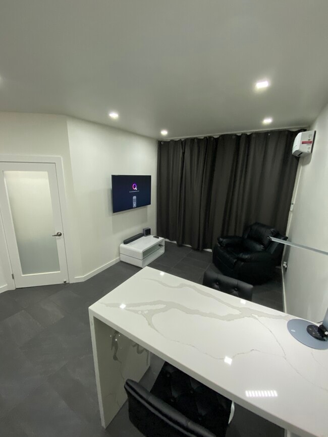 Photo - 1929 26th Avenue