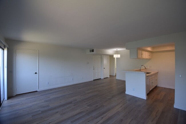 Photo - 12352 Burbank Blvd Unit 203