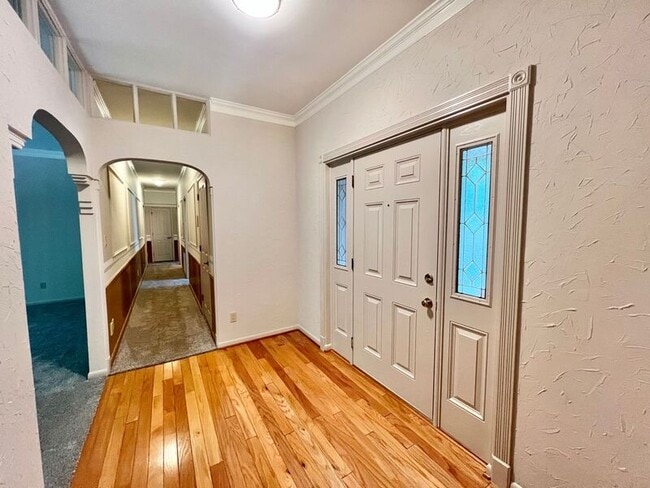 Photo - 3005 Hickory Tree Pl