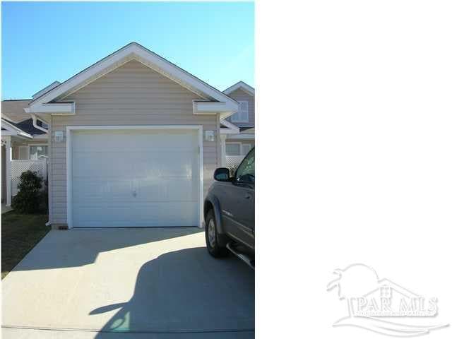 Photo - 7885 Stonebrook Dr House