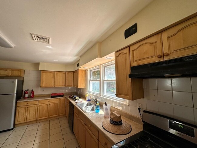 Photo - 6223 Black Horse Pike