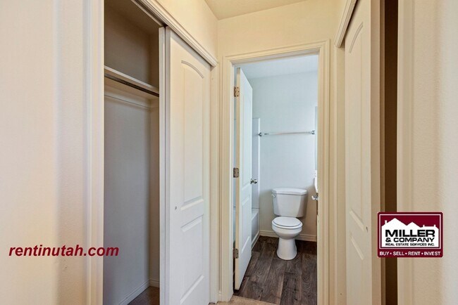 Photo - Cute Town House in gated community!!