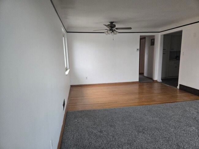 Dining Room - 8221 Pelham Dr Unit Upper