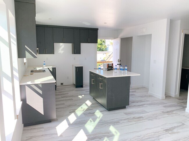 Photo - 828 N Garden St Unidad #201