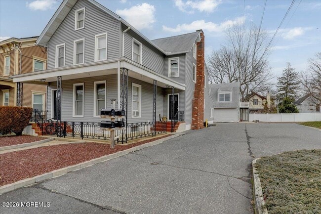 Photo - 21 Washington St