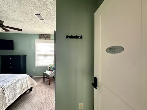 Photo - 2110 Melon St