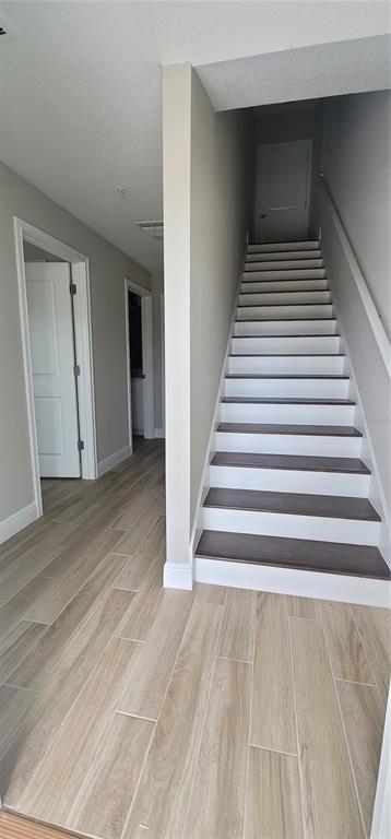 Photo - 5351 Bridge St