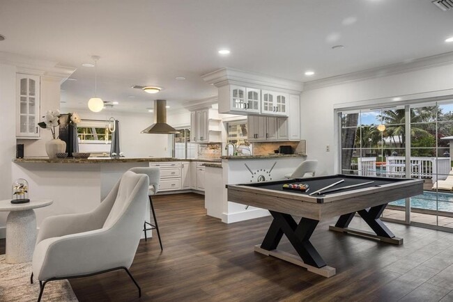 Photo - 1419 NE 57th St