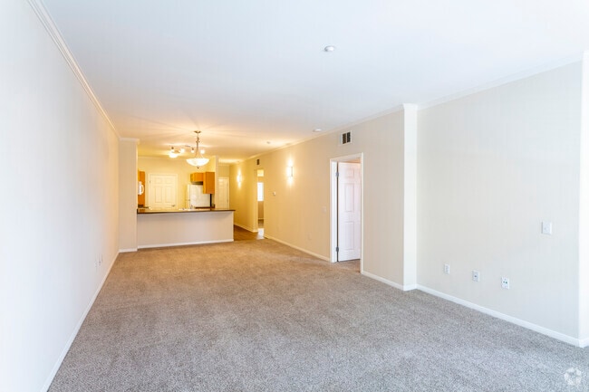 2 BR, 2 BA - 1182 SF - Mission Hills Commons