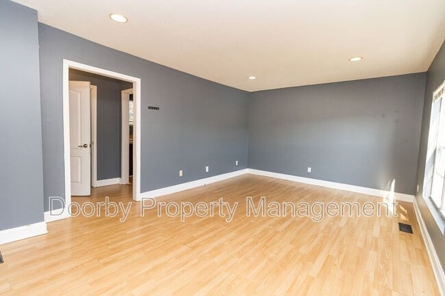 Photo - 1707 Kirby Ave Unit B