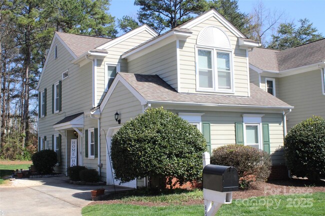 Photo - 8524 Fox Chase Ln Townhome