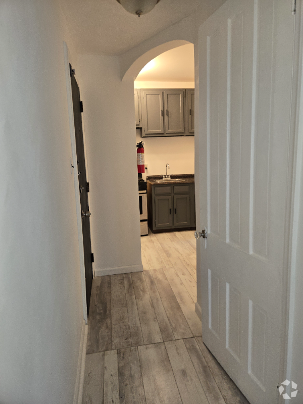 Building Photo - 812 Edgewood Ave Unit Apartment ##