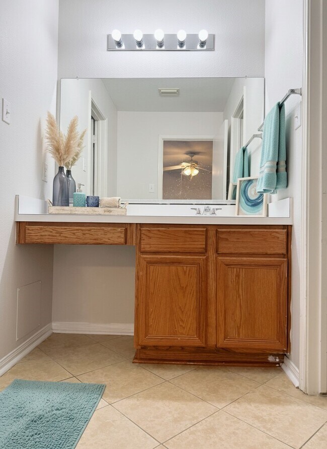 Photo - 11111 Bradford Way Dr