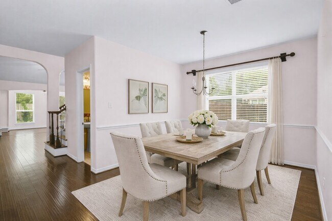 Photo - 1403 Lochstone Dr