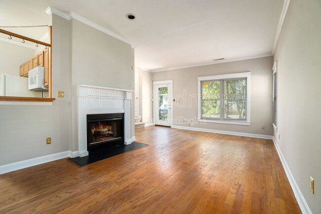 Photo - 388 Oakland Ave SE