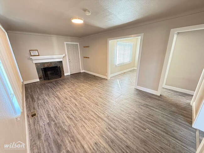 Photo - Move-In Ready 3-Bedroom with Fresh Finishes & Basement Space