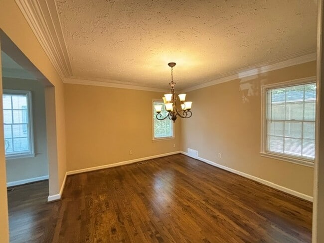 Photo - 1531 Iris Dr