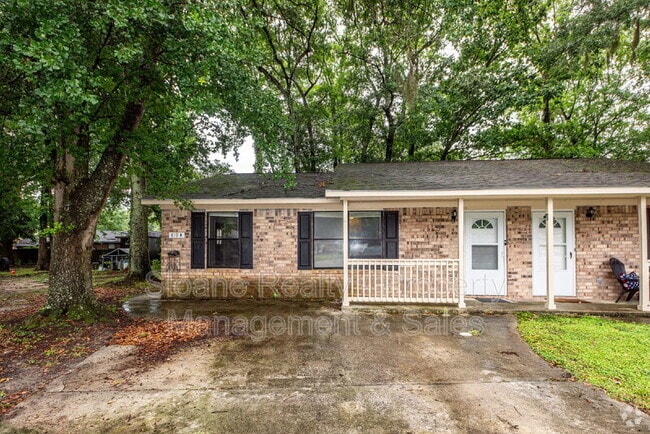 Building Photo - 819 Sandpiper Dr Rental