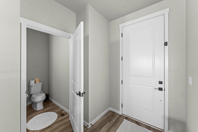 Photo - 8067 Grey Bark Wy