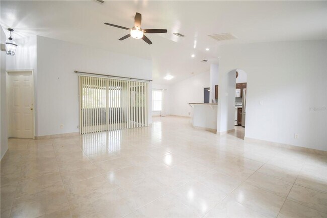 Photo - 3BD 2BA Open Floor Plan AVAILABLE NOW