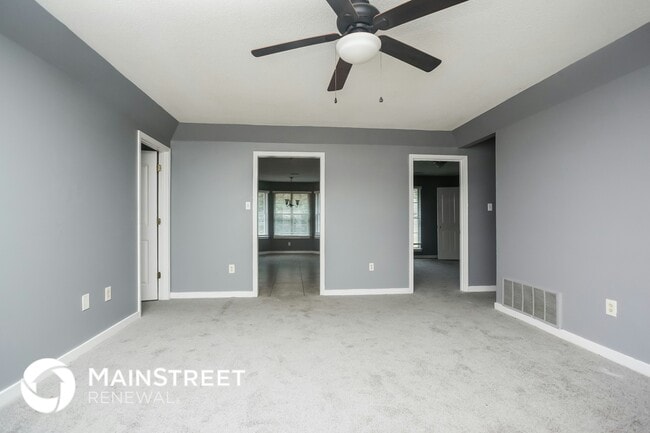 Photo - 7084 Windsor Dr